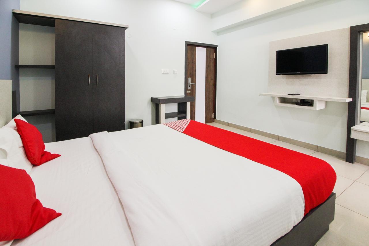โอโย 15136 นิสรรค์ ลอดจ์ Hotel จิกมากาลูร์ ภายนอก รูปภาพ