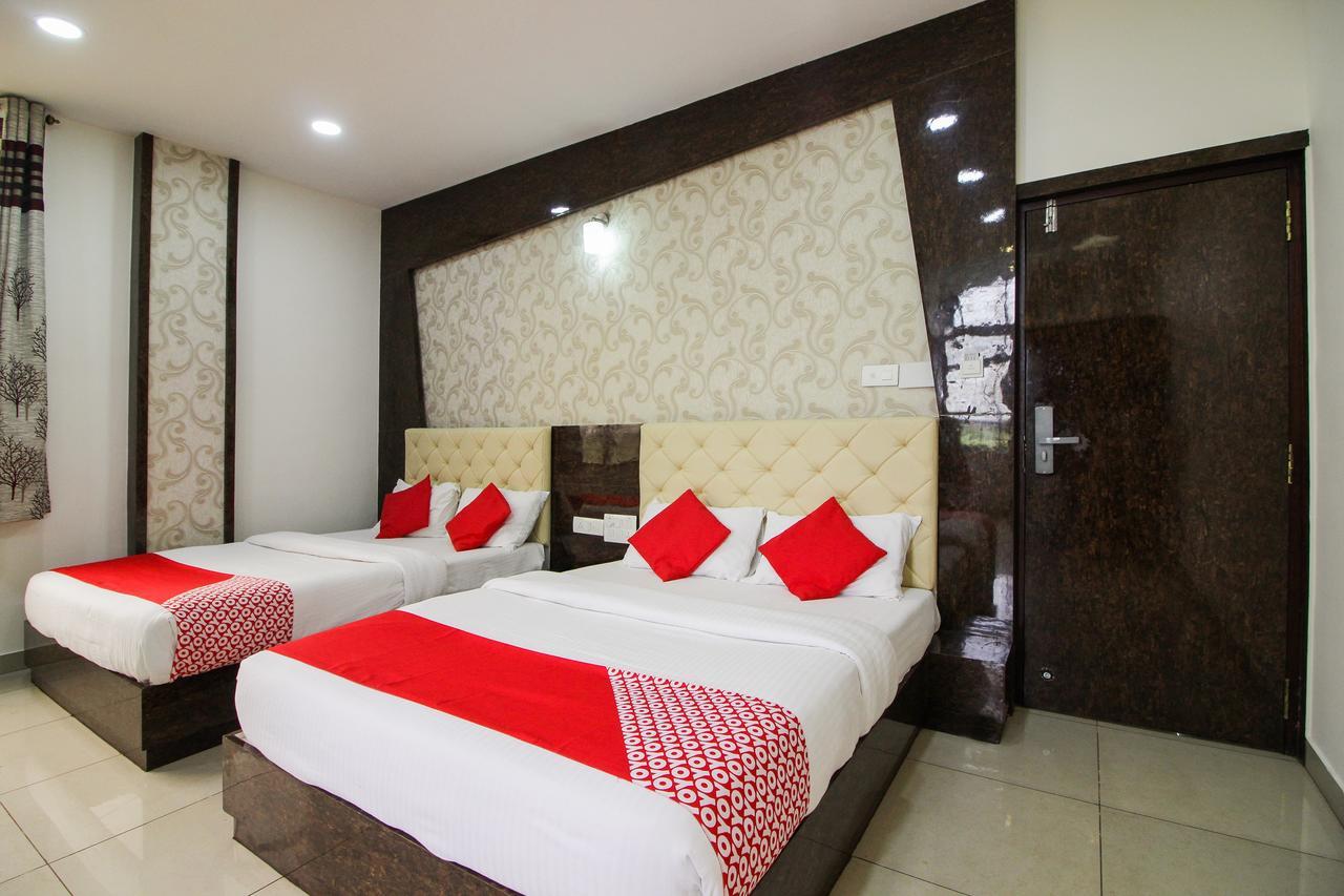 โอโย 15136 นิสรรค์ ลอดจ์ Hotel จิกมากาลูร์ ภายนอก รูปภาพ
